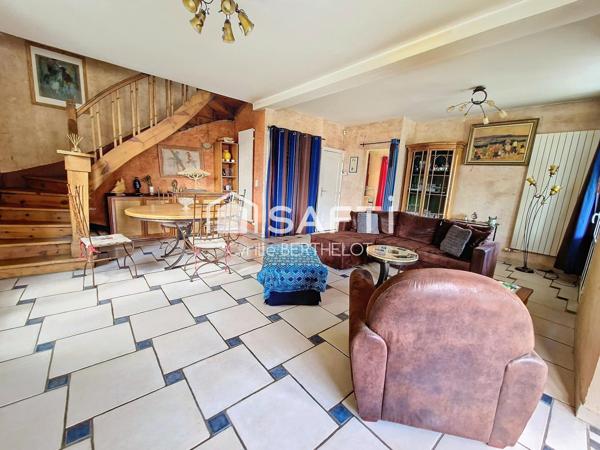 BELLE FAMILIALE pyrénéenne en pierre. 300 m des commerces !