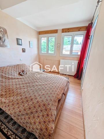 BELLE FAMILIALE pyrénéenne en pierre. 300 m des commerces !