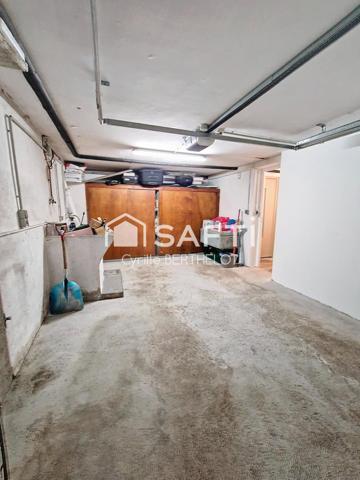 BELLE FAMILIALE pyrénéenne en pierre. 300 m des commerces !