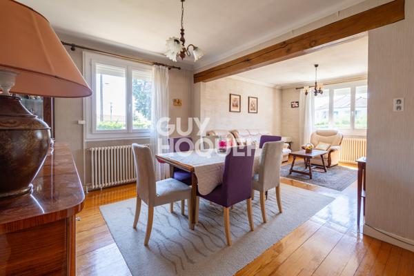 Maison traditionnelle 4 pièces sur sous-sol complet