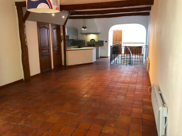 Appartement 3 pièces - 84 m²