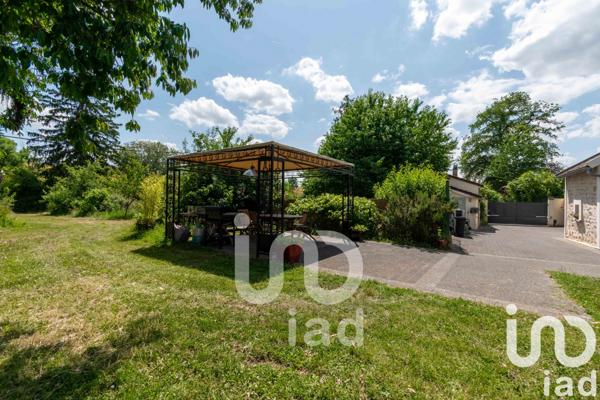 Maison à vendre 8 pièces 216 m² Longuesse