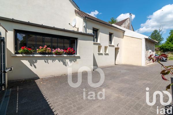 Maison à vendre 8 pièces 216 m² Longuesse