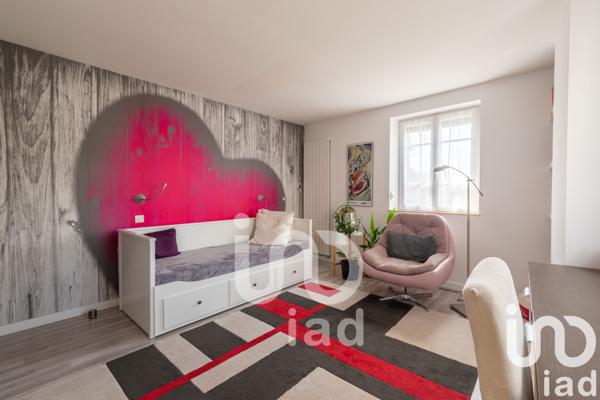 Maison à vendre 8 pièces 216 m² Longuesse