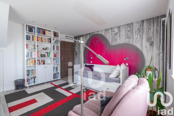 Maison à vendre 8 pièces 216 m² Longuesse