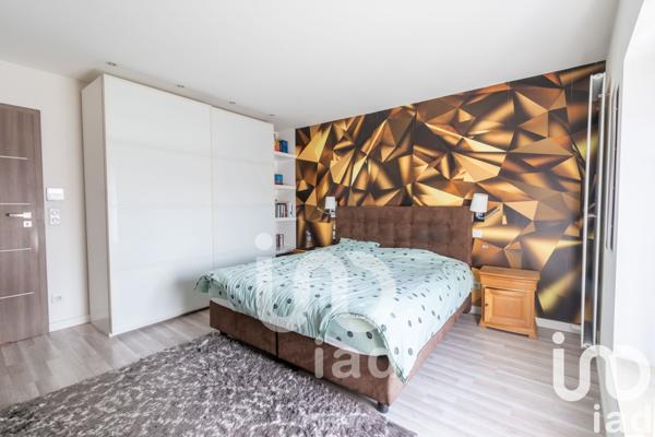 Maison à vendre 8 pièces 216 m² Longuesse