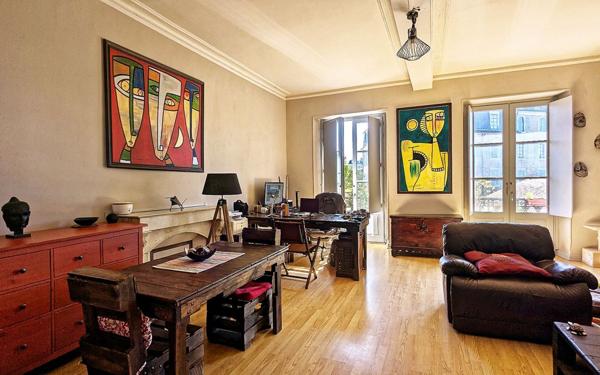 Appartement à vendre    2 pièces • 63,87 m2 Pau