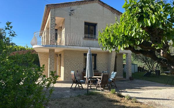Maison à vendre    6 pièces • 120 m2 Vaison-la-Romaine
