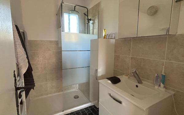 Maison à vendre    6 pièces • 120 m2 Vaison-la-Romaine