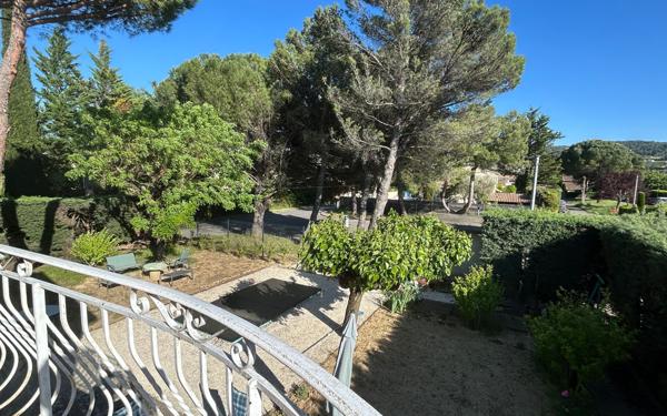 Maison à vendre    6 pièces • 120 m2 Vaison-la-Romaine