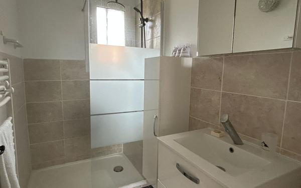 Maison à vendre    6 pièces • 120 m2 Vaison-la-Romaine