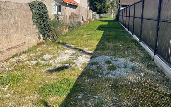 Terrain à vendre    Bourges