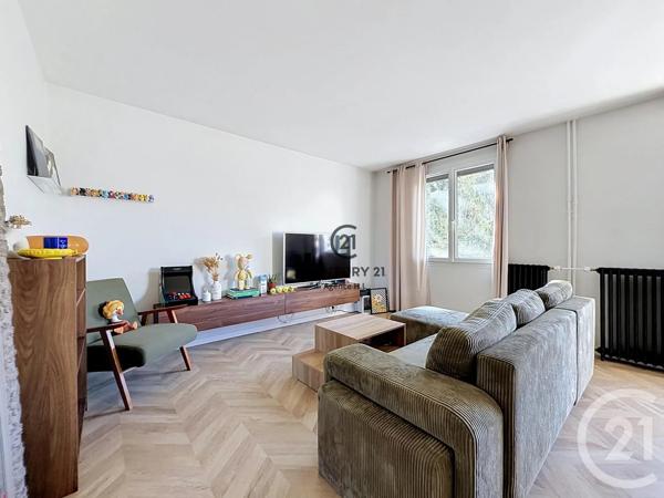 Appartement F3 à vendre  3 pièces - 50,25 m 2   CHELLES  - 77