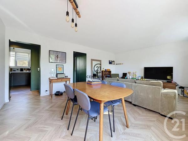 Appartement F3 à vendre  3 pièces - 50,25 m 2   CHELLES  - 77