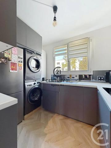 Appartement F3 à vendre  3 pièces - 50,25 m 2   CHELLES  - 77