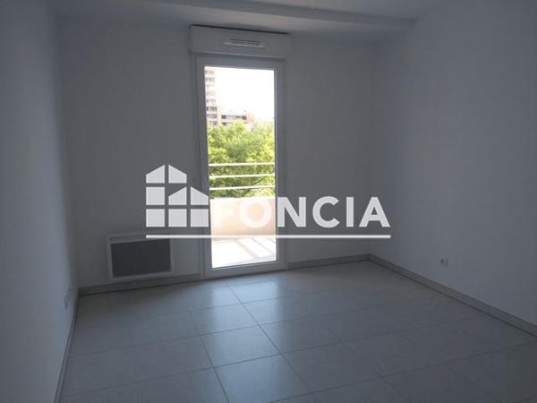 Location Appartement 2 pièces 42.3 m² - 107 131 161 165 ROUTE DE SAINT JEAN Antibes 06600