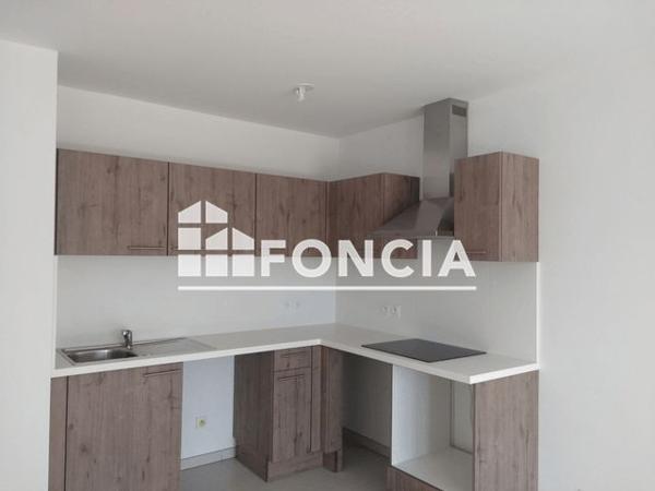 Location Appartement 2 pièces 42.3 m² - 107 131 161 165 ROUTE DE SAINT JEAN Antibes 06600