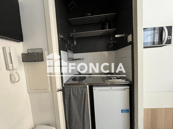 Location Studio meublé 16.81 m² - 27 RUE CONDILLAC Bordeaux 33000