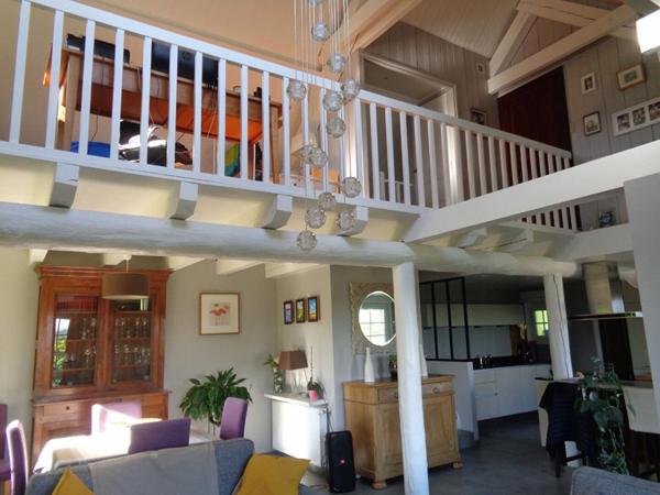 Le Pertuis(43), maison de 120 m2 habitables, 3 chambres, piscine sur 3.444 m2 de terrain