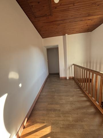 AXE CHATILLON-MONTBARD (21) Maison de village de 133m² sans gros travaux avec terrain et garage Coulmier-le-Sec (21400)