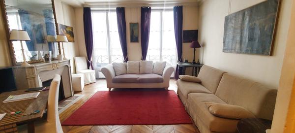 PALAIS ROYAL- GRAND STUDIO OU 2 PIECES