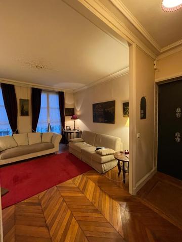 PALAIS ROYAL- GRAND STUDIO OU 2 PIECES