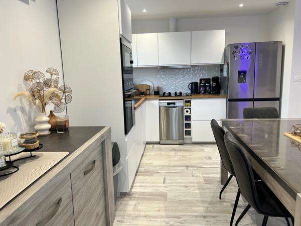 Maison entièrement rénovée Antoigné