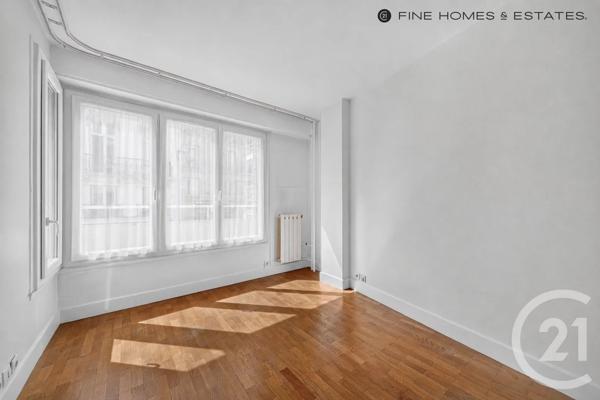 Appartement F2 à vendre  2 pièces - 47,26 m 2   PARIS  - 75006