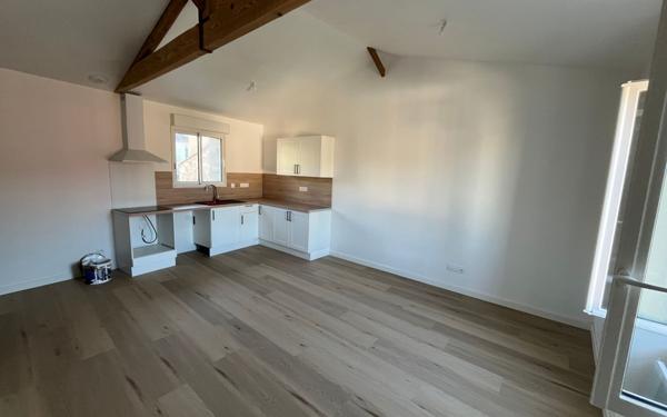 Appartement à louer    2 pièces •  Étaules