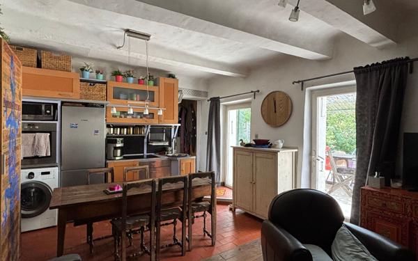 Maison à vendre    4 pièces • 70 m2 Roquevaire