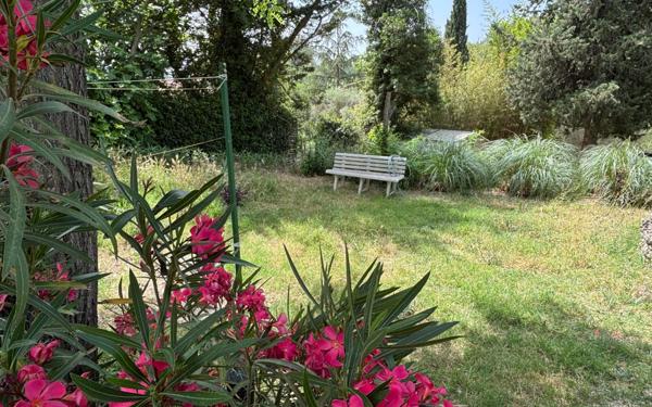 Maison à vendre    4 pièces • 70 m2 Roquevaire