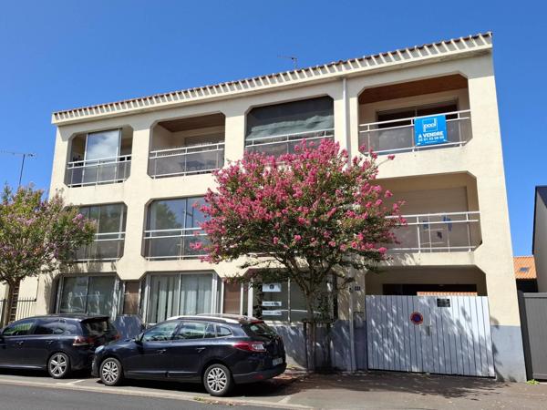 appartement Les Sables-d'Olonne T2 bis proche centre avec balcons et garage