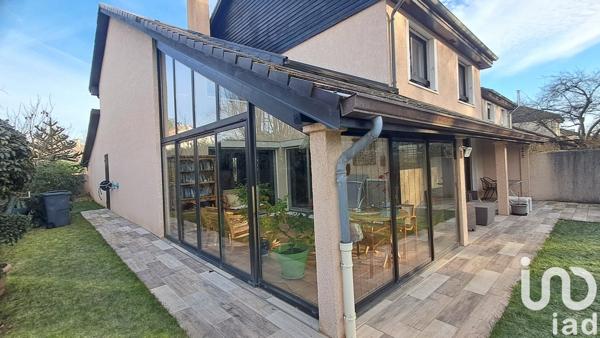 Maison 8 pièces de 173 m² à Gif-sur-Yvette (91190)