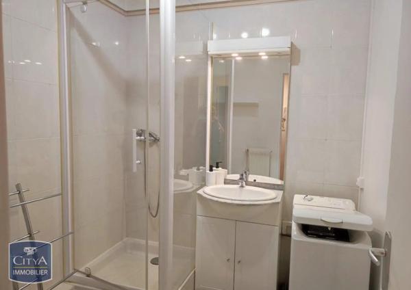 Appartement à louer 1 pièce 26.12m² Tours (37000)