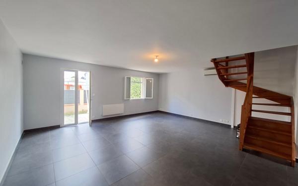 Maison à vendre    5 pièces • 90,27 m2 Dieupentale