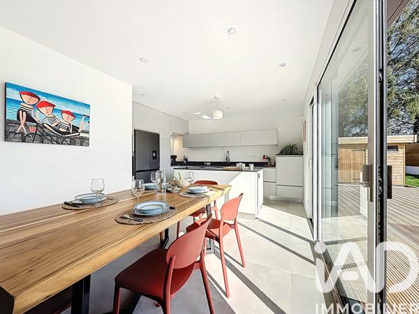 Maison à vendre 6 pièces 146 m² Fouesnant