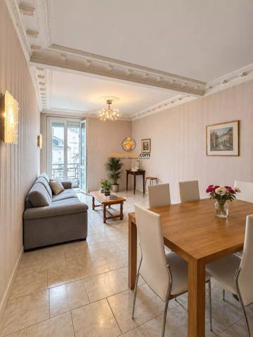 Vente                                                      Appartement
                        
                     4 pièces                      92 m2                     à Lourdes