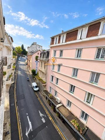 Vente                                                      Appartement
                        
                     4 pièces                      92 m2                     à Lourdes