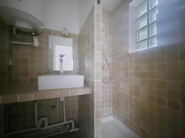 Studio de 20m²+ Parking+ Cave - Excellente état