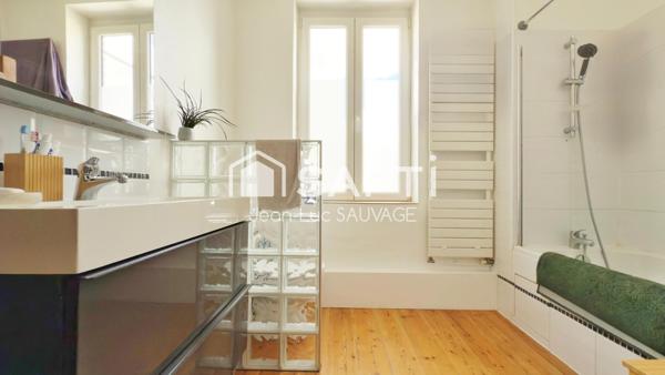 Maison rénovée 3 chambres avec Jardin sur Mouvaux