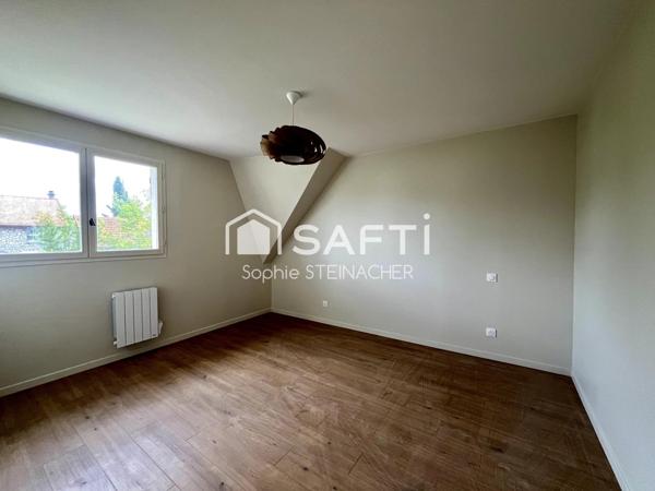 Maison 4 chambres rénovée - sous-sol - garage