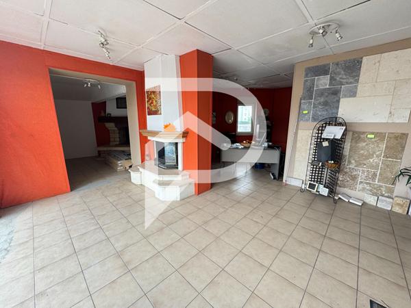 Immeuble 1 pièce 125.44 m2