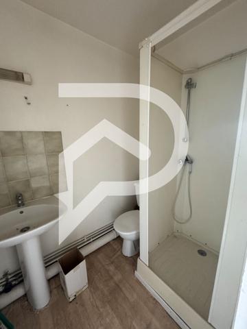Immeuble 1 pièce 125.44 m2