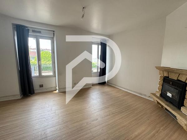 Immeuble 1 pièce 125.44 m2