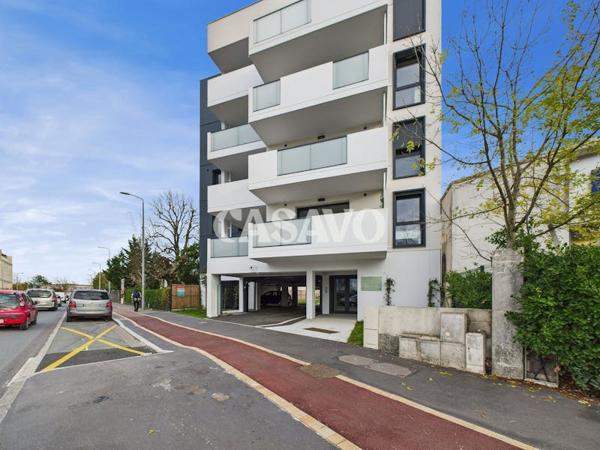 Vente Appartement 3 pièces de 66m² - 33400 Talence