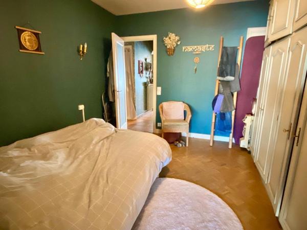 Maison de ville avec terrasse et jardin