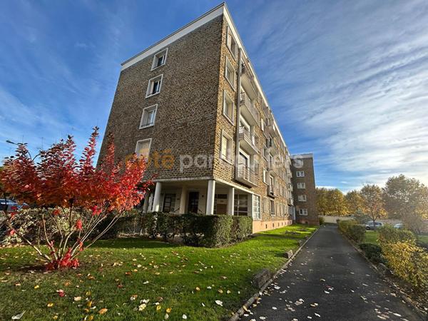 Vente Appartement63,95 m² - 3 Pièces - RIS ORANGIS (91130)