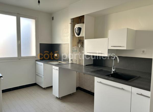 Vente Appartement63,95 m² - 3 Pièces - RIS ORANGIS (91130)