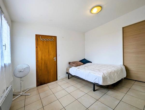 Domaine de 4950m2 avec deux maisons et dépendance MERIGNAC (33)