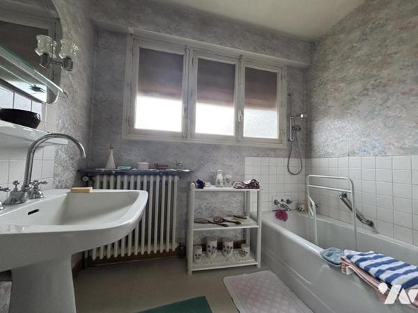 Pavillon sur sous-sol